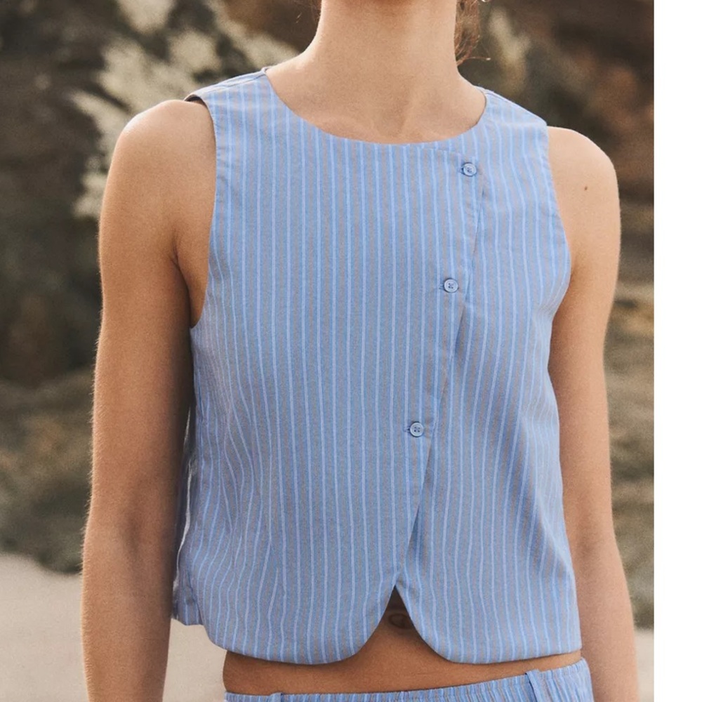 Zara striped blue asymmetrical sleeveless top XS